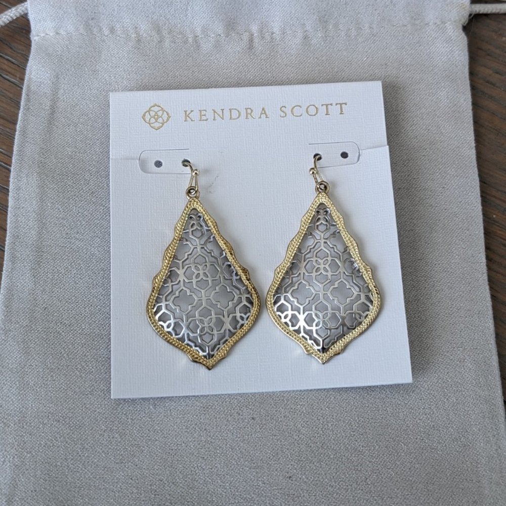 KENDRA SCOTT - Addie earrings (Gold with Silver filigree)